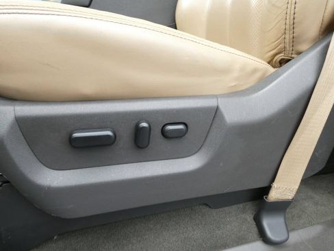 Used 2012 Ford F250 Lariat w/ Chrome Pkg AWD/4WD image 25