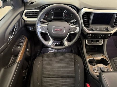 Used 2021 GMC Acadia SLE w/ Driver Convenience Package FWD image 23