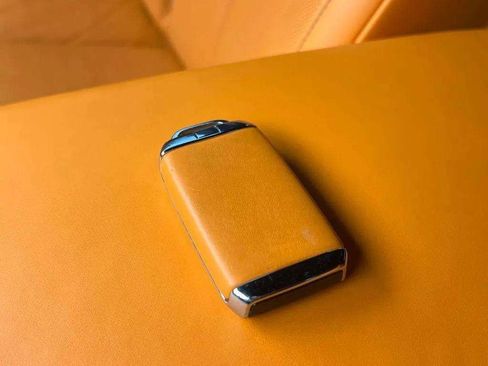 Used 2024 Rolls-Royce Phantom Sedan w/ The Phantom Package image 20