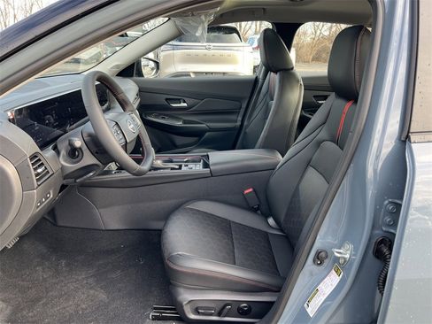 New 2026 Nissan Sentra SR image 4