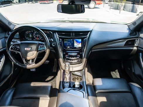 Used 2019 Cadillac CTS V w/ Luxury Package RWD image 15