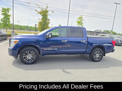 Used 2020 Nissan Titan SV w/ SV Convenience Package AWD/4WD image 6
