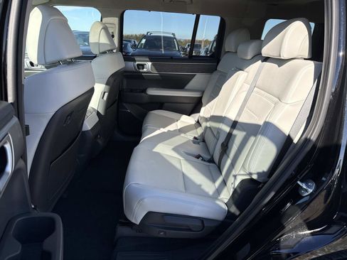 New 2026 Hyundai Santa Fe Limited image 11