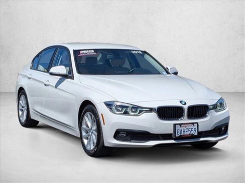 Used 2018 BMW 320i Sedan image 3