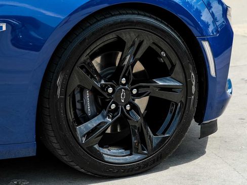 Used 2021 Chevrolet Camaro SS RWD image 51