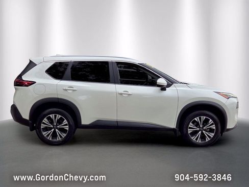 Used 2023 Nissan Rogue SV w/ SV Premium B Package FWD image 7