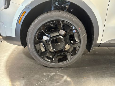 New 2026 Kia Sorento SX Prestige image 2