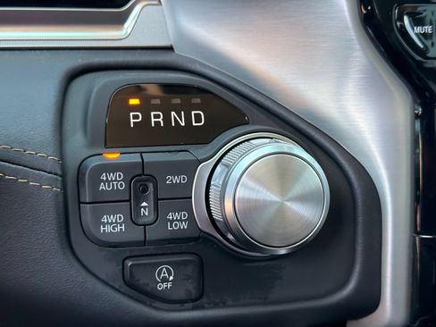 Used 2026 RAM 1500 Tungsten AWD/4WD image 27