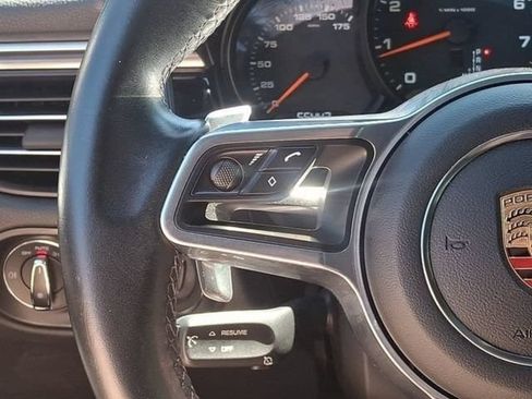 Used 2020 Porsche Macan AWD/4WD image 26