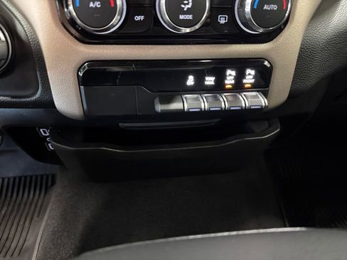 Used 2019 RAM 1500 Laramie image 16