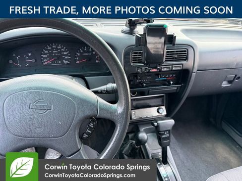 Used 1995 Nissan Pathfinder 4WD image 9