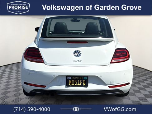 Used 2018 Volkswagen Beetle 2.0T SE w/ SE Premium Package FWD image 7