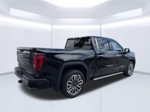 Used 2024 GMC Sierra 1500 Denali Ultimate AWD/4WD image 7
