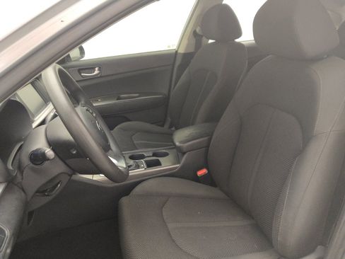 Used 2020 Kia Optima LX image 17