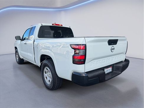 Used 2023 Nissan Frontier S image 4