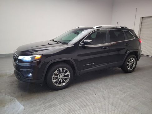 Used 2020 Jeep Cherokee Latitude Plus w/ Comfort/Convenience Group FWD image 2
