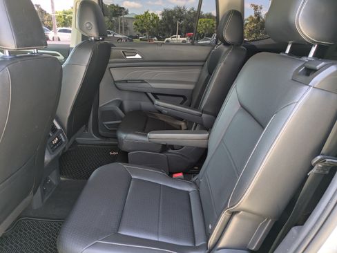 Used 2022 Volkswagen Atlas SE FWD image 14