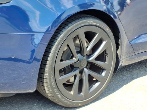 Used 2022 Tesla Model S AWD/4WD image 12
