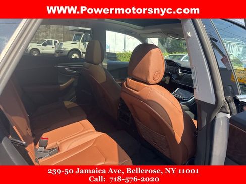 Used 2022 Audi Q8 Premium Plus w/ Premium Plus Package image 18