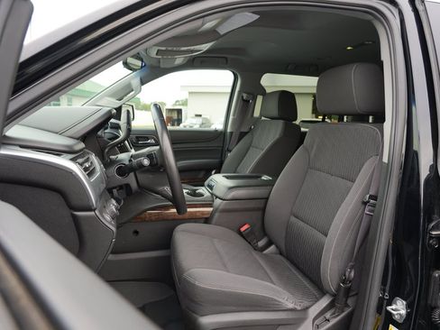 Used 2016 Chevrolet Suburban LS AWD/4WD image 12