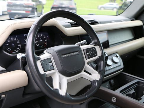 Used 2020 Land Rover Defender 110 SE AWD/4WD image 19
