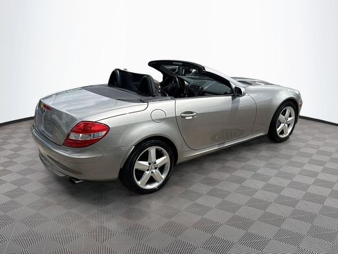 Used 2005 Mercedes-Benz SLK 350 image 6