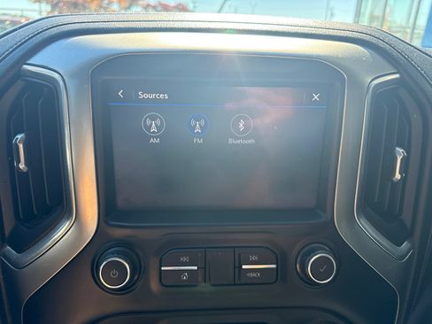 Used 2020 Chevrolet Silverado 1500 LT w/ All-Star Edition AWD/4WD image 23