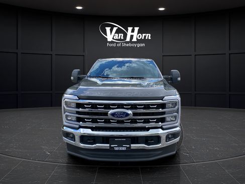 New 2026 Ford F250 XLT w/ XLT Premium Package AWD/4WD image 2