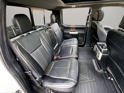 Used 2019 Ford F150 Lariat w/ Equipment Group 502A Luxury image 25