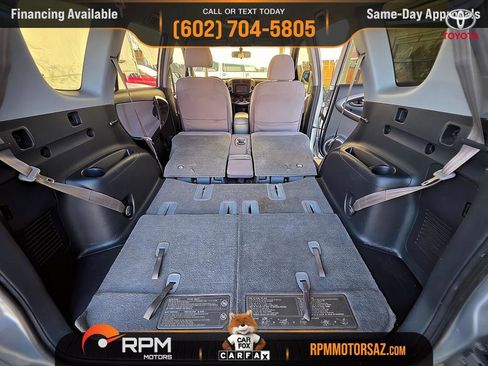 Used 2007 Toyota RAV4 2WD V6 w/ 3rd Row image 21