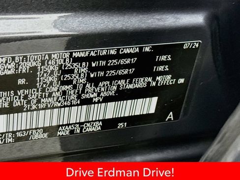 Used 2024 Toyota RAV4 LE FWD image 31
