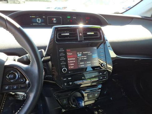 Used 2022 Toyota Prius XLE w/ Advanced Technology Package image 8