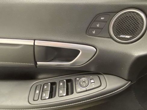 Used 2022 Hyundai Sonata Limited image 11