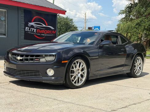 Used 2013 Chevrolet Camaro SS w/ Dusk Special Edition RWD image 2