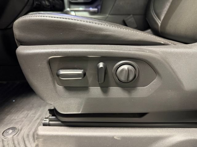 Certified 2020 Chevrolet Silverado 2500 LTZ w/ LTZ Convenience Package AWD/4WD image 13