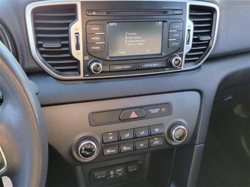 Used 2017 Kia Sportage LX image 20