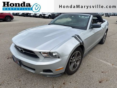 Used 2010 Ford Mustang Premium RWD image 1