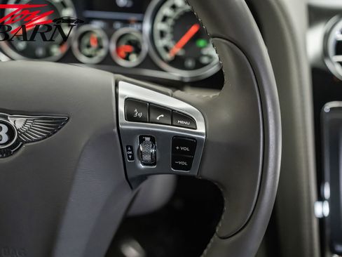 Used 2015 Bentley Continental GT image 29