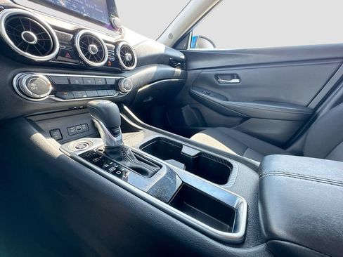 Used 2024 Nissan Sentra SV FWD image 27