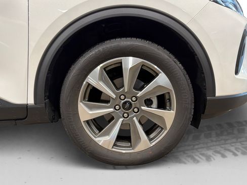 Used 2025 Ford Escape Platinum w/ Premium Technology Package AWD/4WD image 53