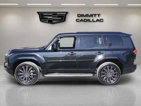 Used 2024 Lexus GX 550 w/ Accessory Package (31) image 2