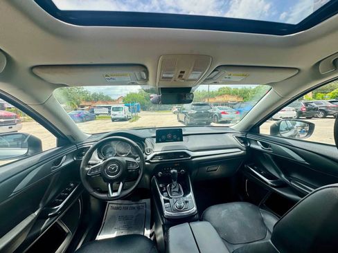 Used 2019 MAZDA CX-9 Touring w/ Touring Premium Package FWD image 19
