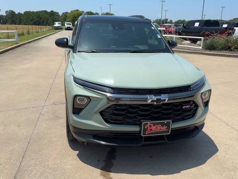 Used 2024 Chevrolet TrailBlazer RS w/ Driver Confidence Package FWD image 4