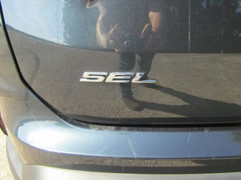 Certified 2023 Ford Edge SEL w/ Convenience Package image 12