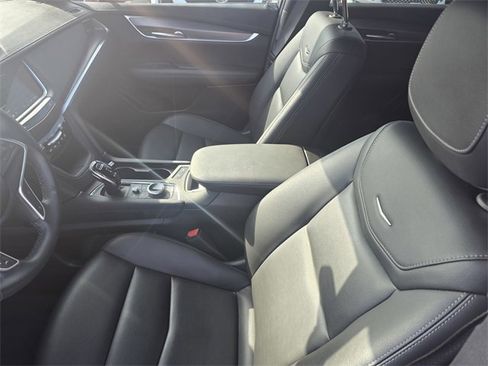 Used 2024 Cadillac XT5 Luxury image 19