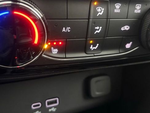 Used 2024 Buick Encore GX Sport Touring w/ Comfort Package image 29