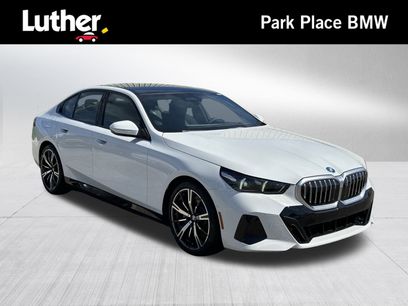 New 2026 BMW 550e xDrive