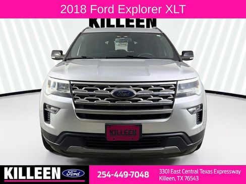 Used 2018 Ford Explorer XLT w/ Equipment Group 201A FWD image 2