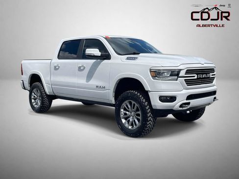Used 2022 RAM 1500 Laramie w/ Laramie Southwest Edition AWD/4WD image 1