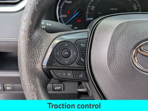 Used 2024 Toyota RAV4 XLE AWD/4WD image 20